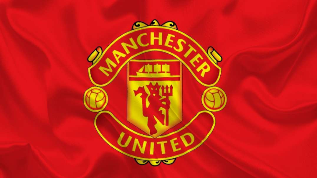 Manchester United tìm được hậu vệ mới